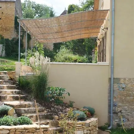 Elegante A Avec Piscine Vila Léobard